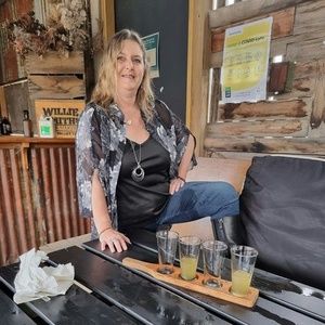 Meet your Posher, Mandy